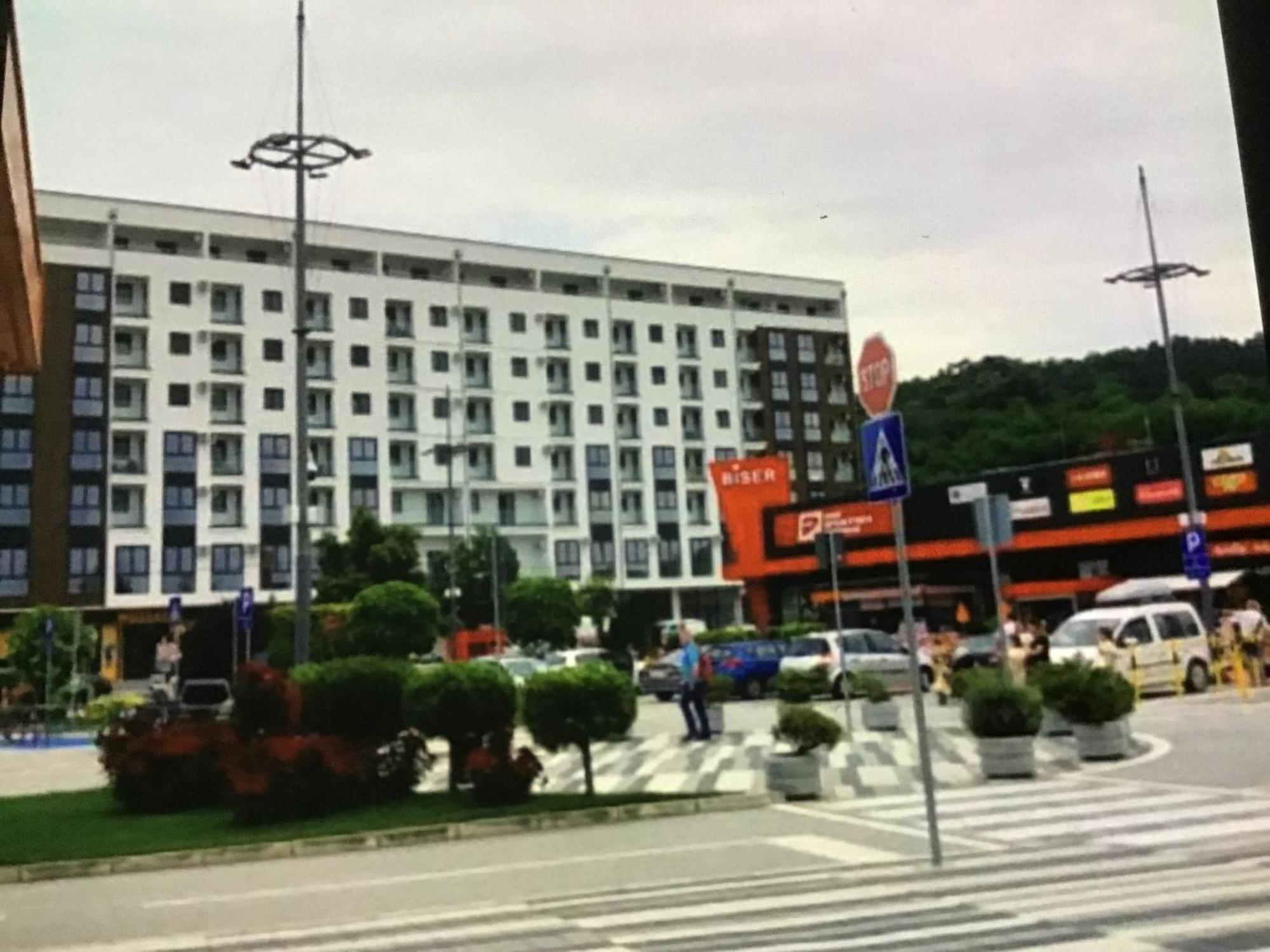 De Lux Nedeljkovic Aparthotel Jagodina Exterior foto