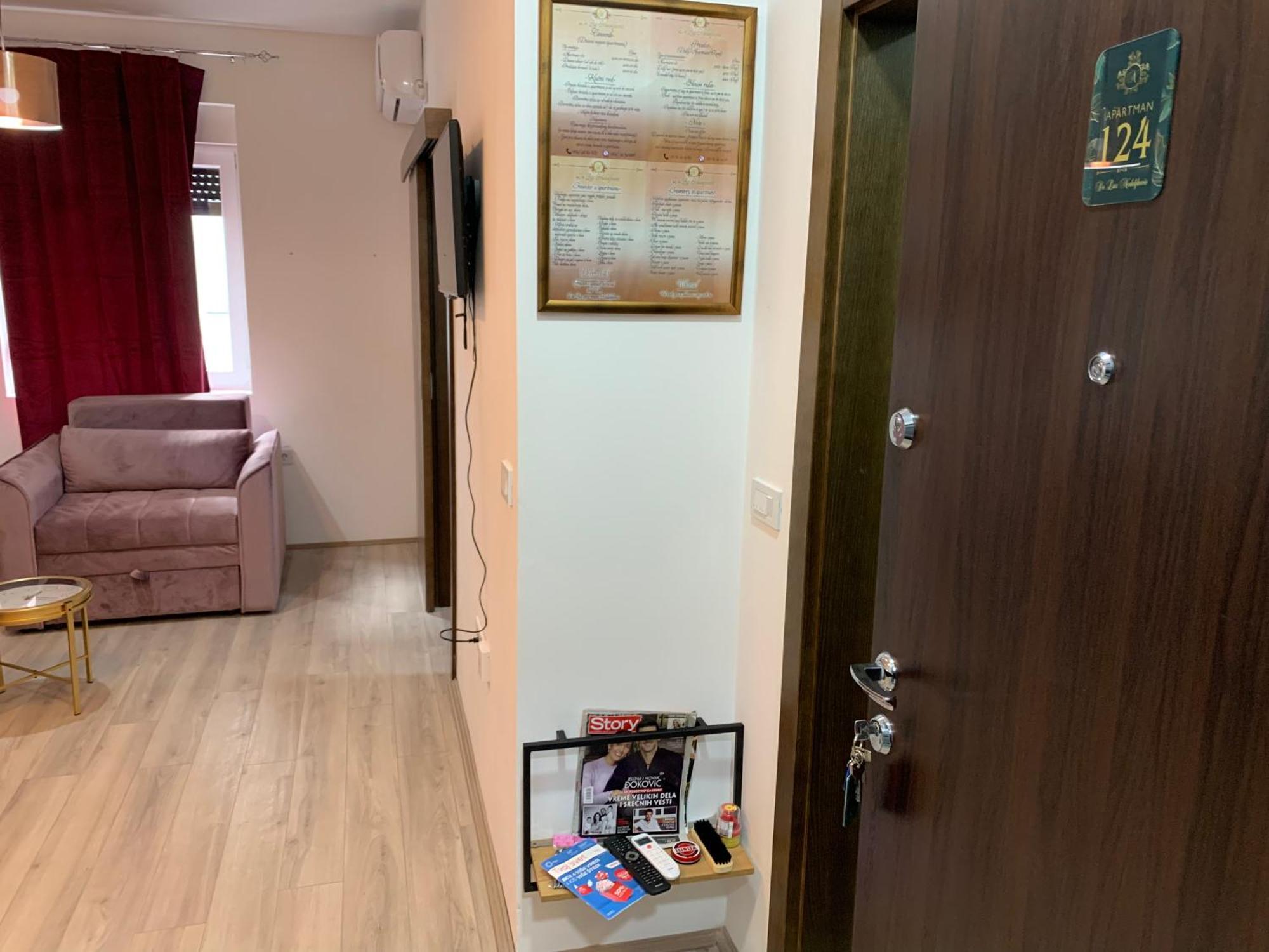 De Lux Nedeljkovic Aparthotel Jagodina Exterior foto
